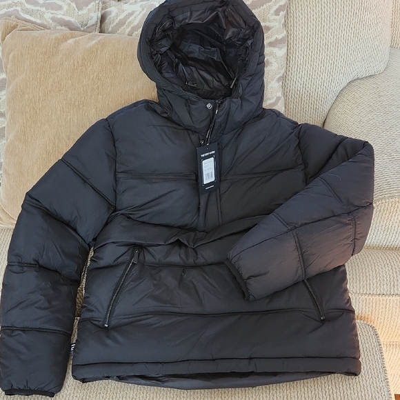 The Very Warm Jackets & Blazers - The Very Warm, Pullover Jacket, NWT, Small
